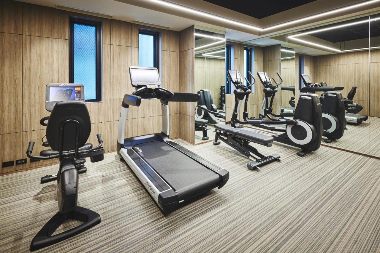Voco Osaka Central By Ihg Exterior photo