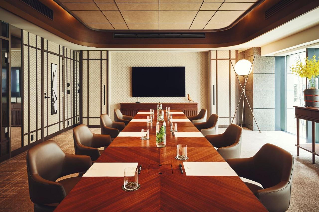 Voco Osaka Central By Ihg Exterior photo